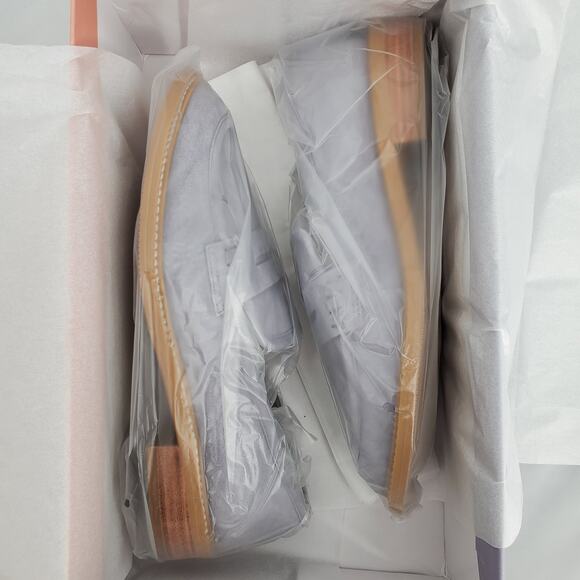 Lisa Vicky Womens‎ Size 8M Zoom-V Lavender Kid Suede Loafers New in Box - Picture 3 of 8